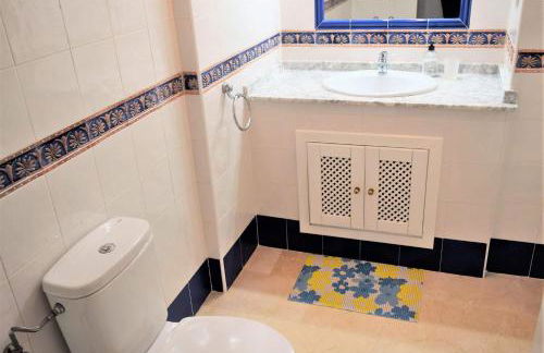 FABULOUS 2 BED 2 BATH APARTMENT ! - Foto 26