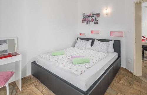 Holiday House Ana & Marina with private Pool and garden - Photo 19