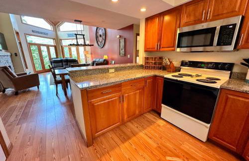 C13 Beautiful Bretton Woods ski-in ski-out townhouse for your family getaway to the White Mountains! - Foto 57