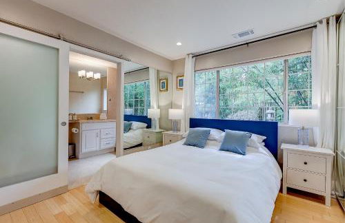 Santana Row Garden Retreat Private Executive Residence with Koi Pond and Waterfall Walk to Santana Row Valley Fair Dining and Shopping Private Entrance - Photo 30