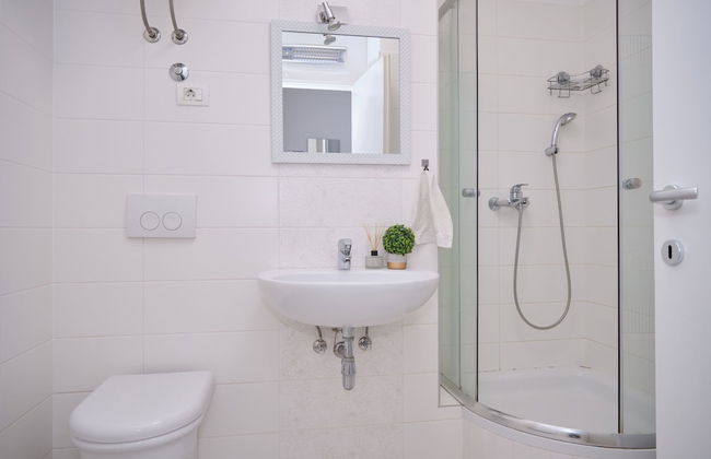 Sun City Studio - Photo 31