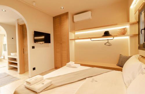 ADORNO PRIVATE SUITES Only Adults & Kids 12 Plus - Photo 35