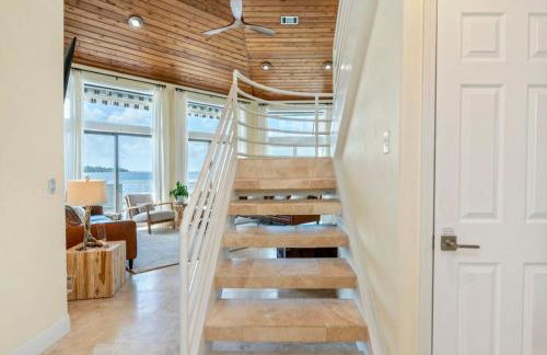 FEATURED ON HGTV'S MY LOTTERY DREAM HOME! Private dock, 15 minute boat ride to Crab Island, 20 minute drive to Destin, Pet Friendly - Foto 21