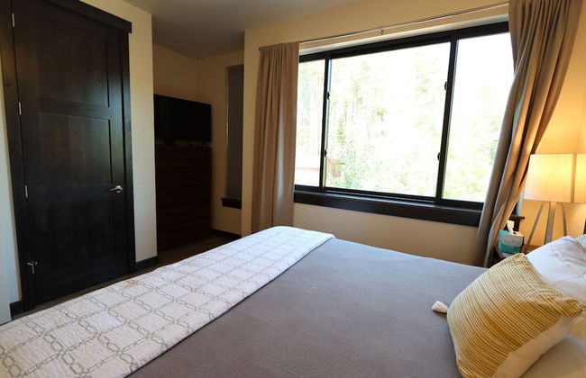 Arrow Luxury Rooftop Shopping and More! - Foto 21