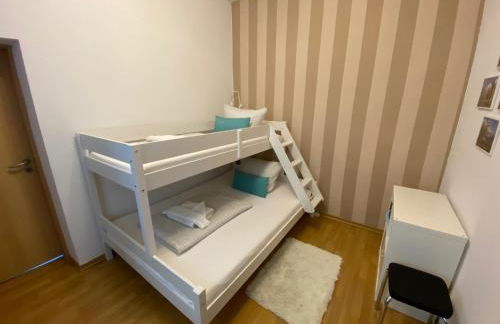 ZUR SCHLEUSE - Ferienwohnung bis 6 Personen mit gem Garten - Foto 6
