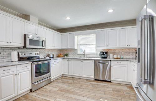 Pet-Friendly Home with Heated Pool in Bradenton - Foto 6