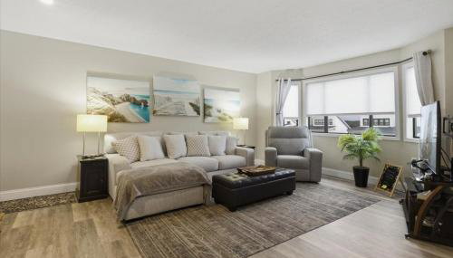 Lakefront Osage Beach Condo + Workspace w/ Pool Views - Foto 3