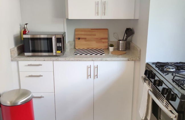 1601 Lombard - Photo 4