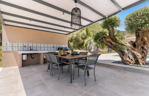 Luxury Waterfalls Villa Nidri Privet Pool Jaccuzi - Photo 9