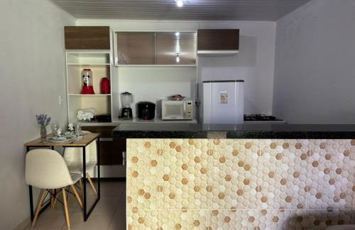 Minha mini casa aconchegante de 2 quartos e 2 camas de casal com Ar condicionado nos dois quartos - Foto 10