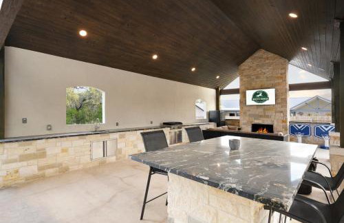 Near Frio Pool Hot tub Two Kitchens For 30 - Foto 78