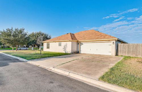 Convenient, Spacious and Peaceful Home in Edinburg! - Foto 24