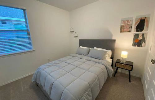 4-BR Cheerful Home Long Term Stay Equipped in Katy - Foto 14