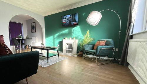 Restful Riverside Home - Photo 4