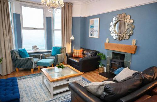 Bay View, Sleeps 18, 7 Bedrooms, 7 Bathrooms, Seafront, Criccieth - Foto 15