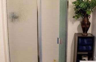 Nestled in a peaceful neighborhood - Foto 3