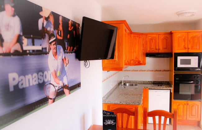 Castillo Beach Club Apartments - Photo 14