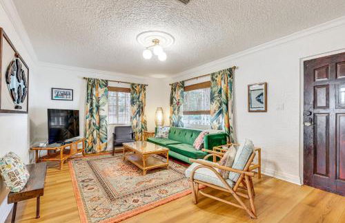 3 Mi to Dtwn Tampa Cottage with Fire Pit! - Foto 1