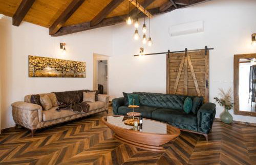 Luxury Villa Nature with heated private pool, sauna & fire pit, a short walk to the beach - Photo 38