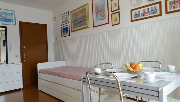 Flat With a Wonderful Terrace - Beahost - Foto 5, Comedor