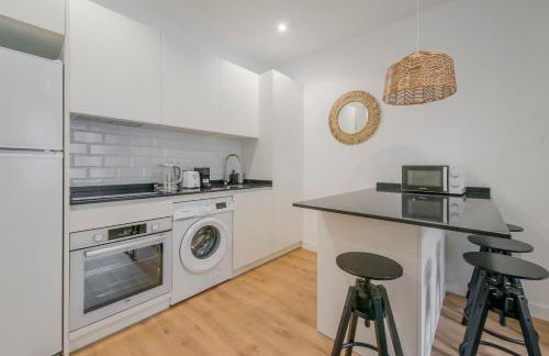 Retiro con parking para 4, vive la Latina - Photo 14