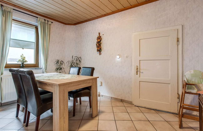 Holiday Home in Thuringia With Private Terrace, use of a Garden and Pool - Photo 26