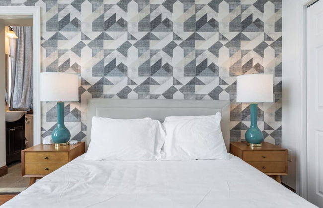 Sosuite 2BR Penthouse w W D Gym On-site Bar - Foto 19