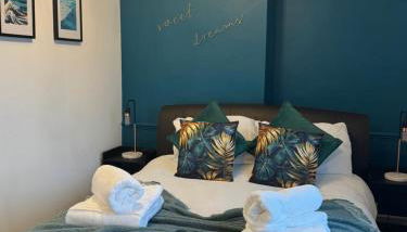 Cherry Blossom Apartment - 3 bed, parking, garden - Foto 2