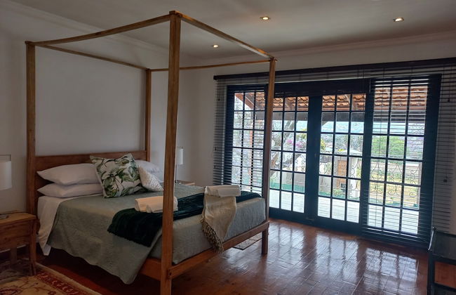 Jakes's Place Modern Comfortable & Sunny 3-bedroom House in Kensington - Photo 4