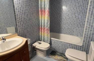 Apartamento con piscina ,parking y aire acondicionado - Foto 23