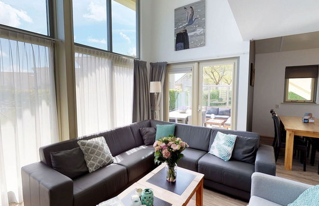 Family Friendly Villa near Center of Kortgene - Photo 7