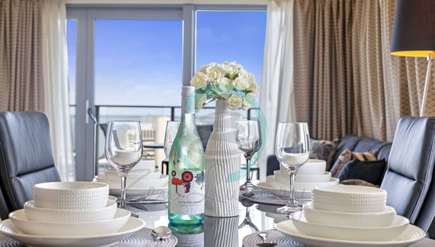 Sunshine Delight Seaview Pool Gym Balcony - Foto 2, Habitación