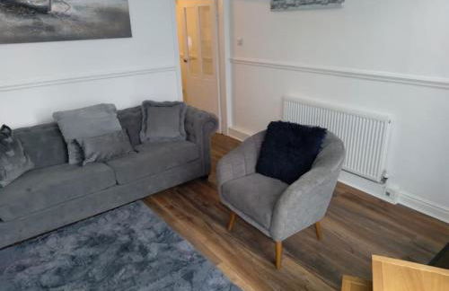 Cottage, Hot Tub, Open fire, Games Room, large Garden Sleeps 2-8 - Foto 44