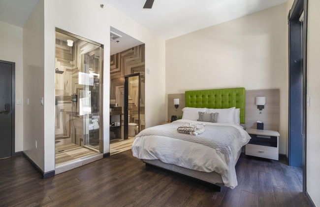 Cozy En Suite Studio - Photo 12