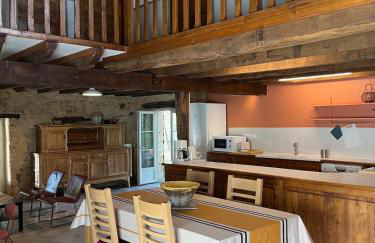 Gîtes OSTAL de Marcillac avec piscine - Petit Bois - Foto 5