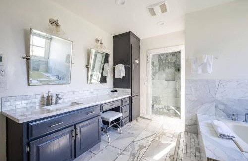 Grand Wine Country 6BR Retreat Hot Tub & Views - Foto 9