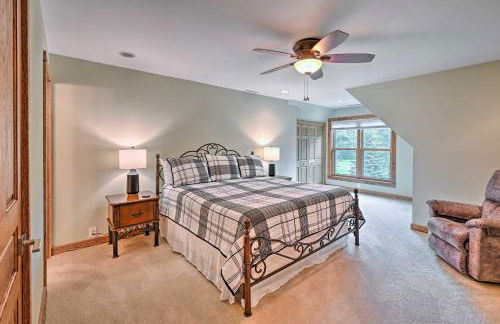 Nekoosa Golf Course Retreat with Hot Tub! - Foto 15