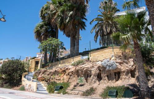 Stunning Beachfront apartment with Sea Views - Foto 25