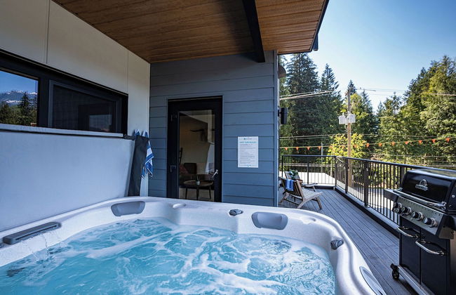 Hemlock Hangout By Revelstoke Vacations - Photo 31