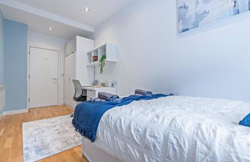 Spacious Central Leeds Flat - Sleeps 8 - View City Centre - Foto 12