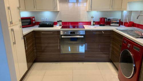 4 The Courtyard Central Windsor 2BR - Foto 4