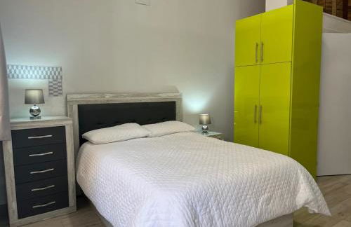 Estudio en Madrid acogedor - Foto 1