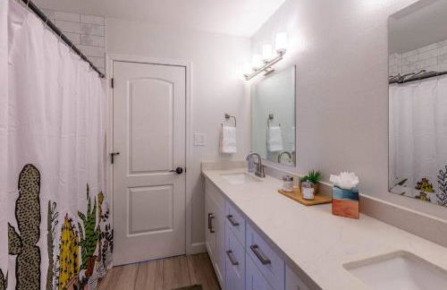 Desert Oasis With Pool Mini Golf King Bed RV Parking - Foto 32