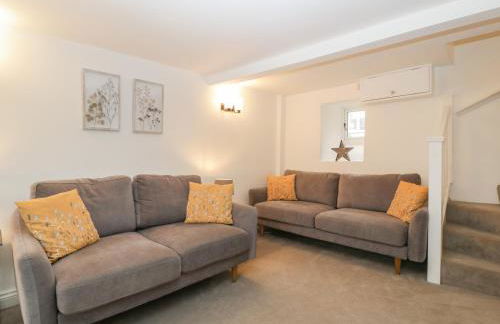 Honeypot Cottage - Photo 7