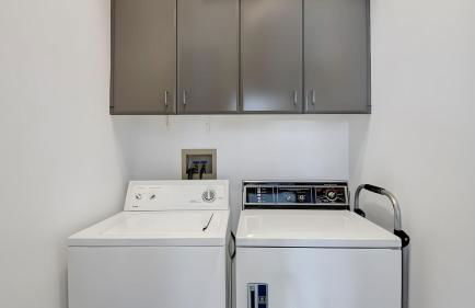 Modern Oasis w/ Pool, Patio Lounge, & Mountain Views Palo Verde by Avantstay - Foto 30