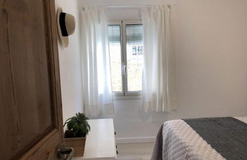 Apartaments La Palmera, Terrace & Pool - Foto 16