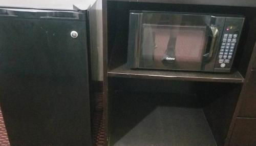 Hotel 2 Queen Beds Hotel Room 207 Booking - Foto 2