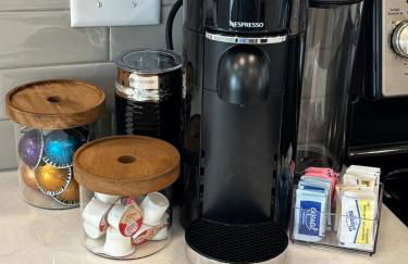 NEW Couyon House Luxury Amenities Fast WiFi 65 TV - Foto 5