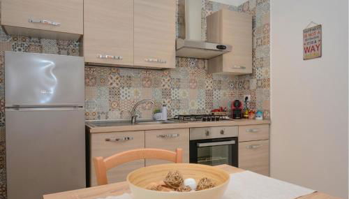 Amazing Apartment In Comiso - Foto 3