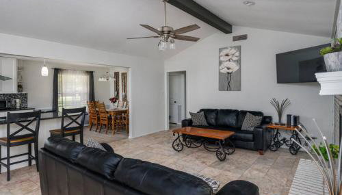 Eclectic Country Home - Photo 5